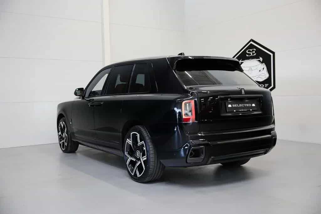 Rolls-Royce Cullinan BADGE*PROD26*4 SEAT*STAR*STOCK* null-photo-3