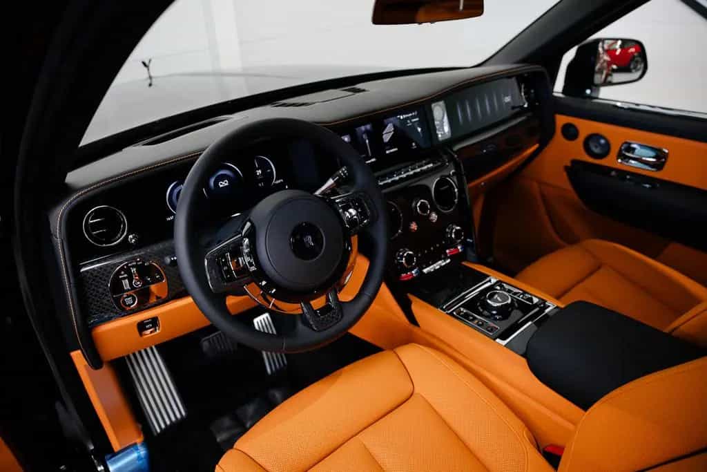 Rolls-Royce Cullinan BADGE*PROD26*4 SEAT*STAR*STOCK* null-photo-43