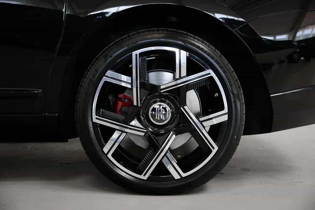 Rolls-Royce Cullinan BADGE*PROD26*4 SEAT*STAR*STOCK* null-photo-7