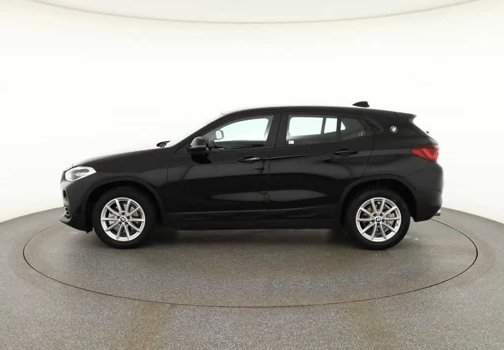 BMW X2 sDrive 18i LED Navi Sitzheizung Tempomat PDC 06/2020-photo-1