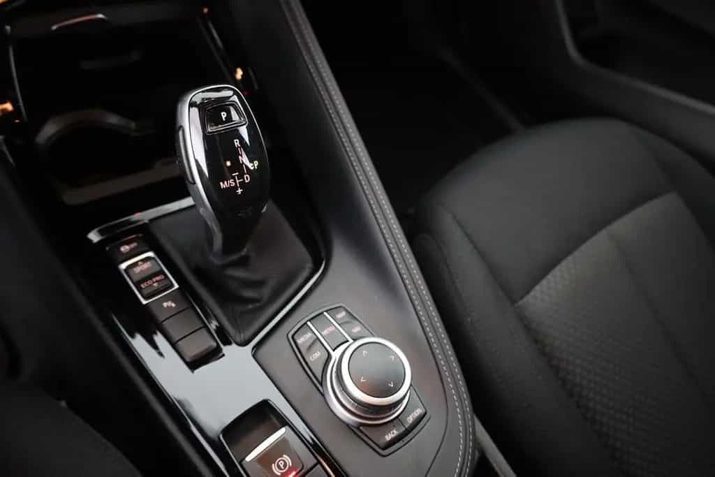 BMW X2 sDrive 18i LED Navi Sitzheizung Tempomat PDC 06/2020-photo-12