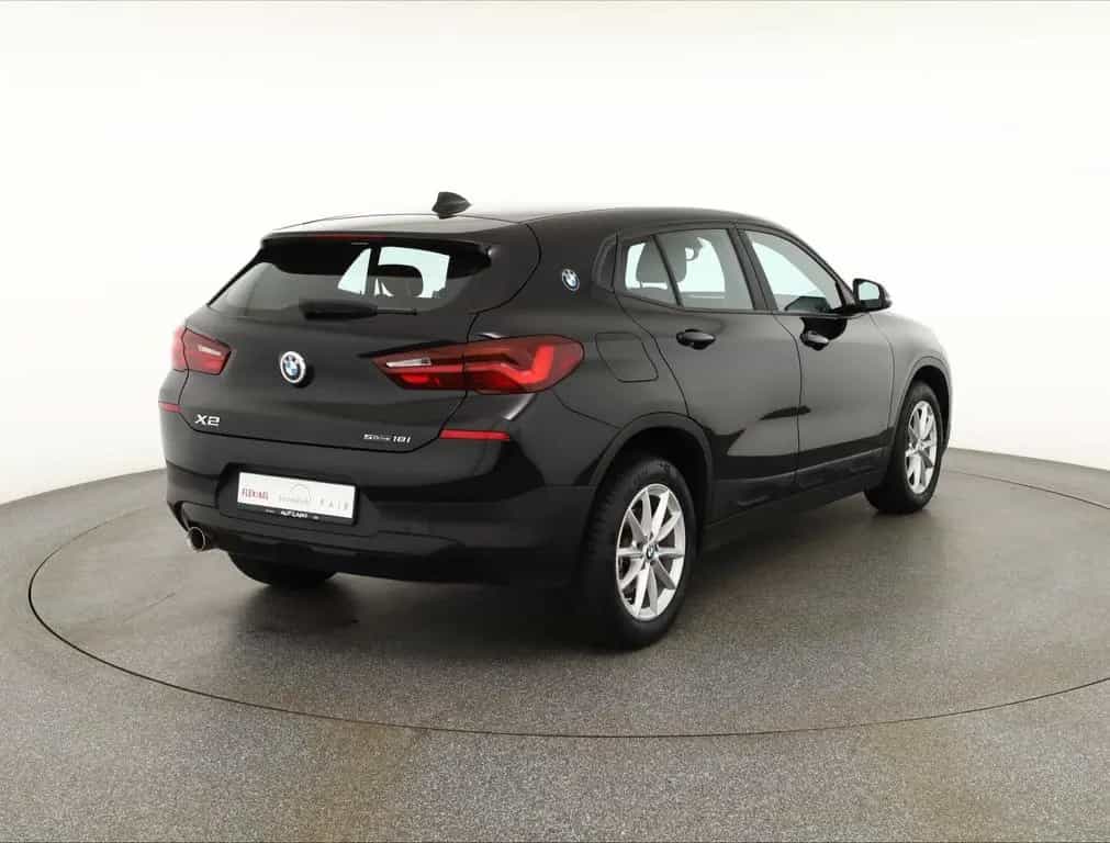 BMW X2 sDrive 18i LED Navi Sitzheizung Tempomat PDC 06/2020-photo-4