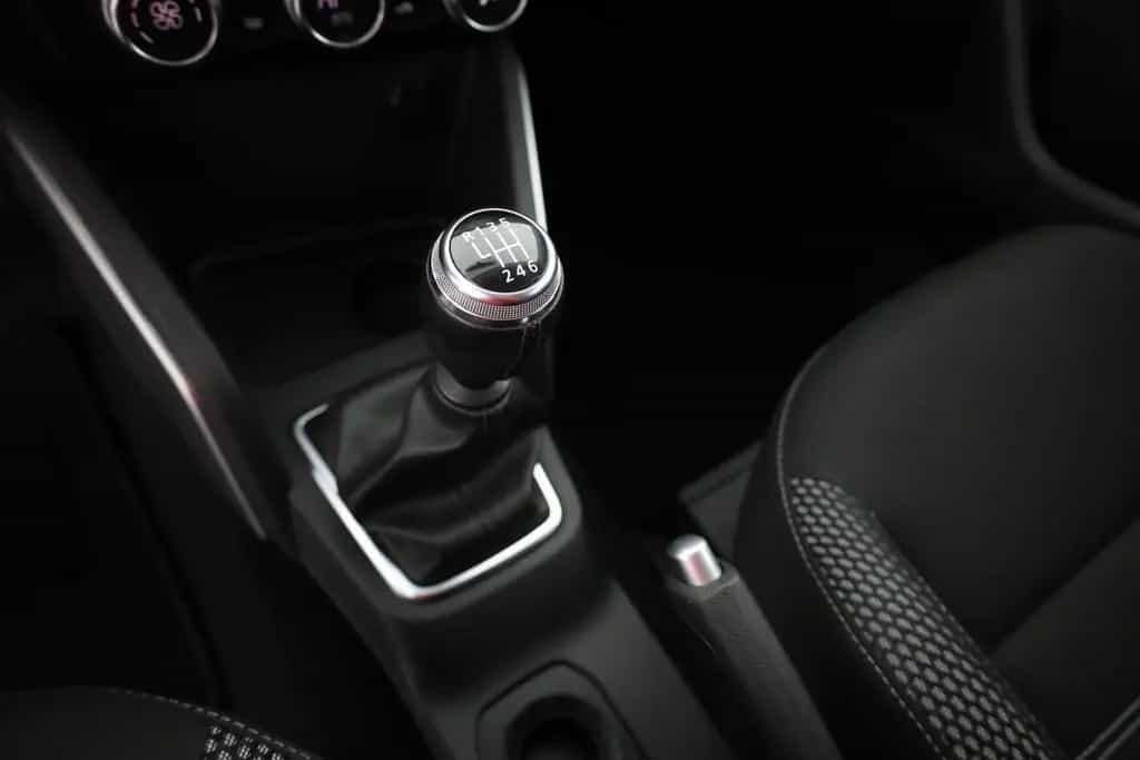 Dacia Duster II 1.3 TCE 130 Anniversary Kamera Navi 01/2020-photo-12