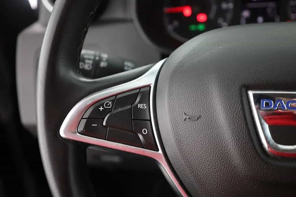 Dacia Duster II 1.3 TCE 130 Anniversary Kamera Navi 01/2020-photo-14