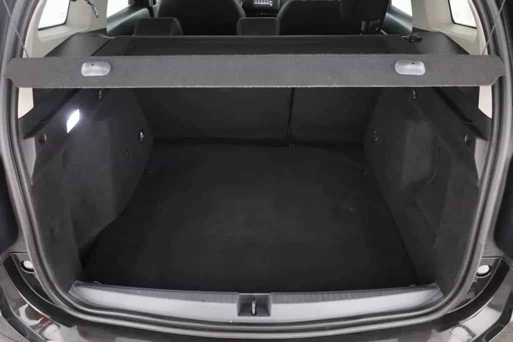 Dacia Duster II 1.3 TCE 130 Anniversary Kamera Navi 01/2020-photo-24
