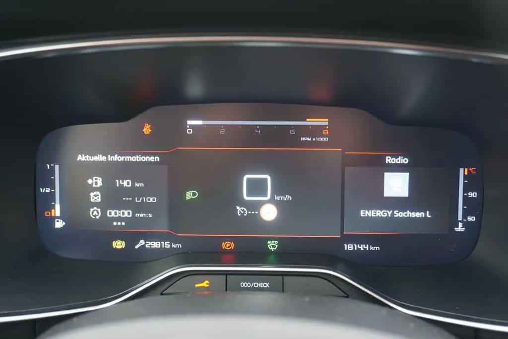 Citroën C5 Aircross 1.2 Pure Tech Feel Pack LED Kamera 09/2023-photo-19