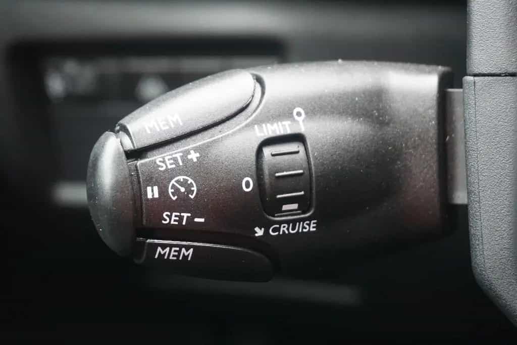 Citroën C5 Aircross 1.2 Pure Tech Feel Pack LED Kamera 09/2023-photo-23