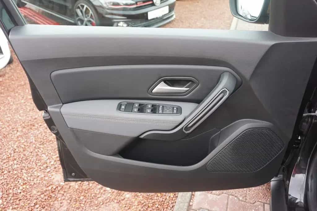 Dacia Duster II 1.3 TCE Extreme LED Navi 360° Tempomat 10/2023-photo-29