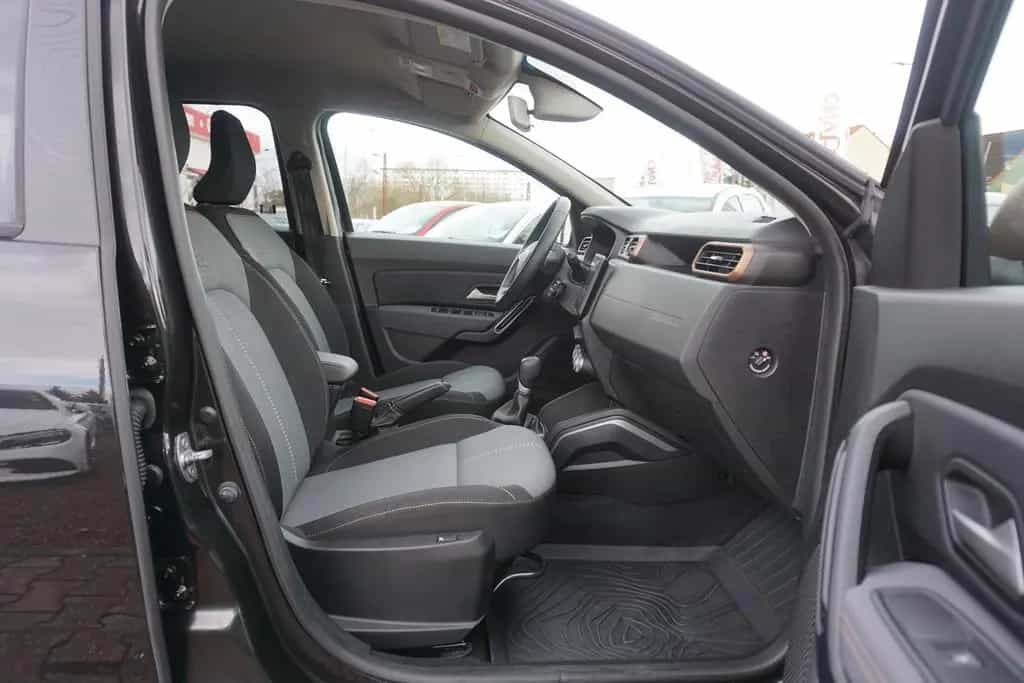Dacia Duster II 1.3 TCE Extreme LED Navi 360° Tempomat 10/2023-photo-30