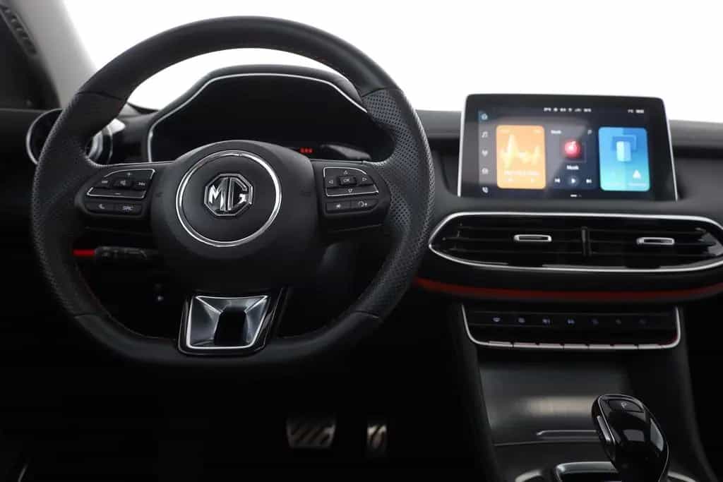 MG HS 1.5 T-GDI Luxury Aut. LED ACC Pano Navi 01/2024-photo-9