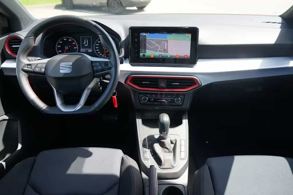 Seat Ibiza FR 1.0 TSI DSG LED Navi Kamera 08/2021-photo-12