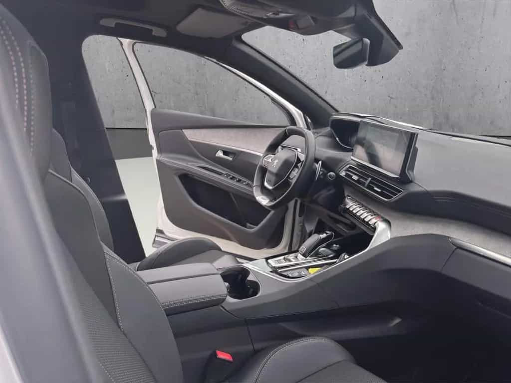 Peugeot 3008 1.2 PT130 GT EAT8 PANO ACC SHZ Focal Navi D 02/2023-photo-12