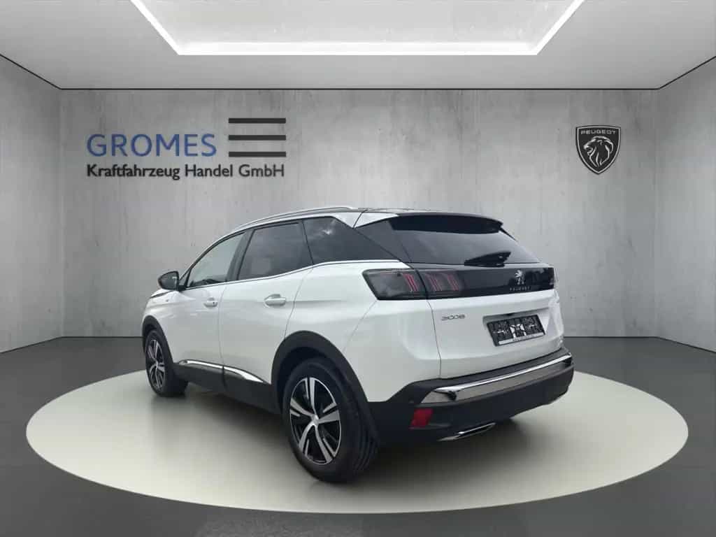 Peugeot 3008 1.2 PT130 GT EAT8 PANO ACC SHZ Focal Navi D 02/2023-photo-4