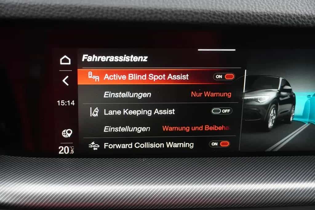 Alfa Romeo Stelvio 2.2 Klimaaut. Navi ACC Sitzheizung Leder 06/2020-photo-16