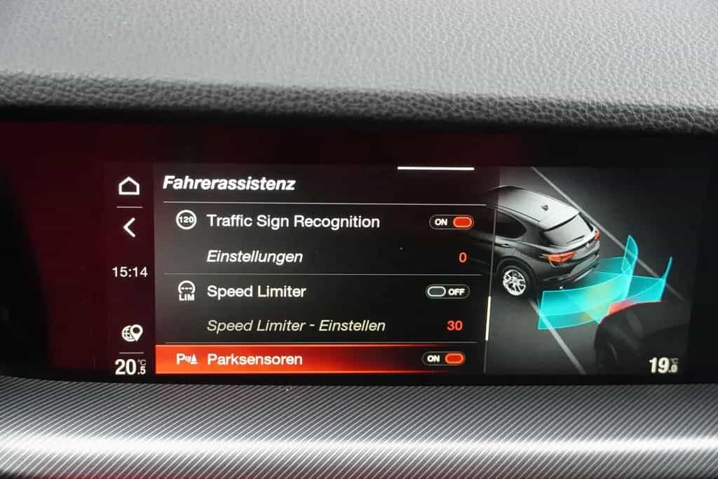 Alfa Romeo Stelvio 2.2 Klimaaut. Navi ACC Sitzheizung Leder 06/2020-photo-17