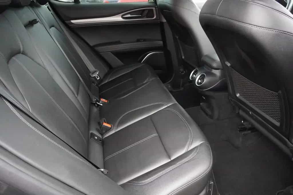Alfa Romeo Stelvio 2.2 Klimaaut. Navi ACC Sitzheizung Leder 06/2020-photo-41