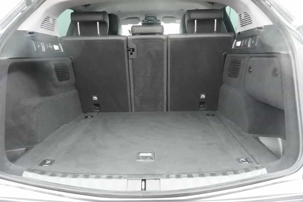 Alfa Romeo Stelvio 2.2 Klimaaut. Navi ACC Sitzheizung Leder 06/2020-photo-44