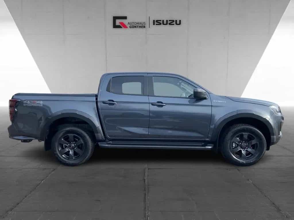 Isuzu D-Max Double Cab 4x4 V-Cross Automatik MY2025 ! 02/2026-photo-4