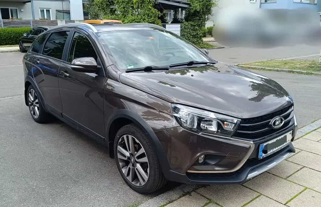 Lada Vesta 08/2020-photo-1