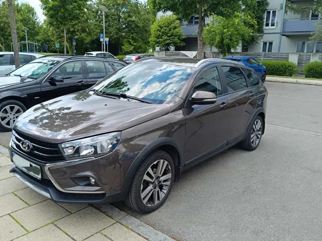 Lada Vesta 08/2020-photo-5