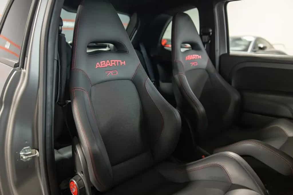 Abarth 595 esseesse 70 Years BEATS BREMBO AKRAPOVIC 07/2020-photo-19