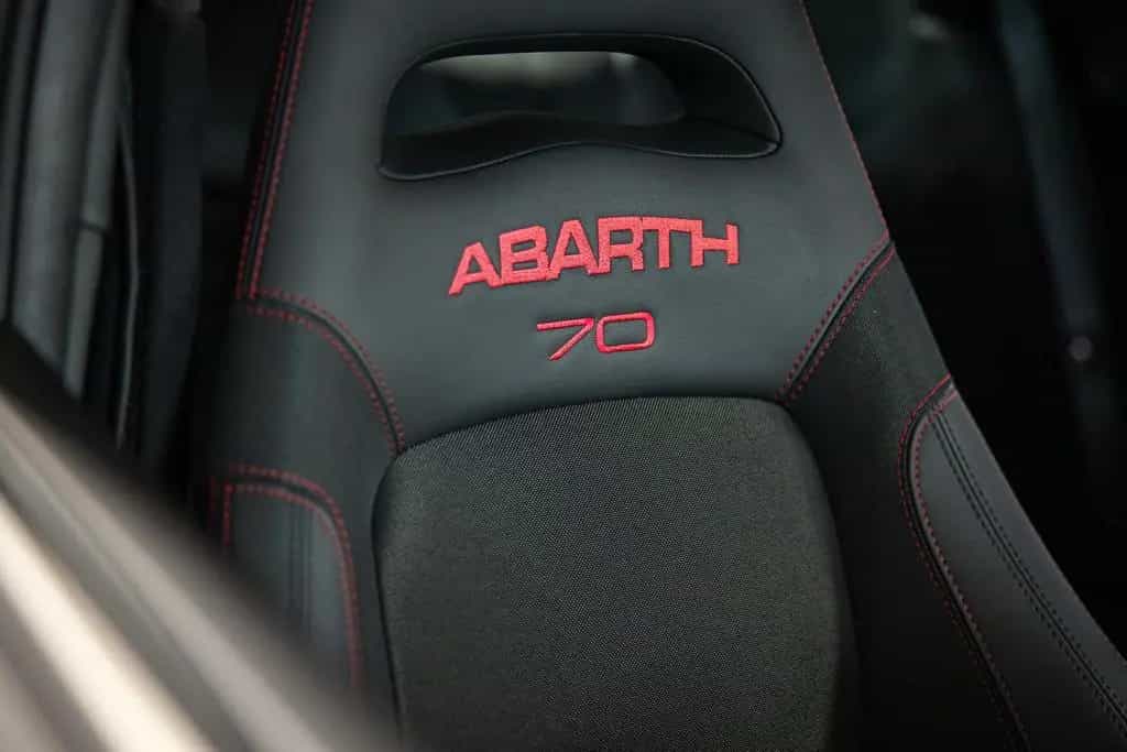 Abarth 595 esseesse 70 Years BEATS BREMBO AKRAPOVIC 07/2020-photo-20