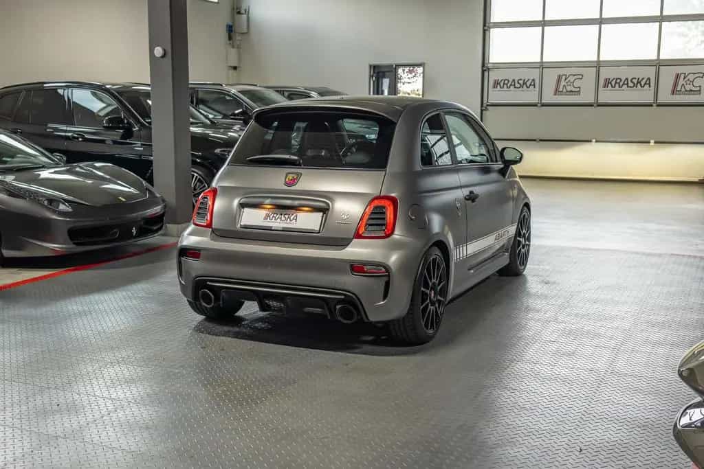 Abarth 595 esseesse 70 Years BEATS BREMBO AKRAPOVIC 07/2020-photo-8