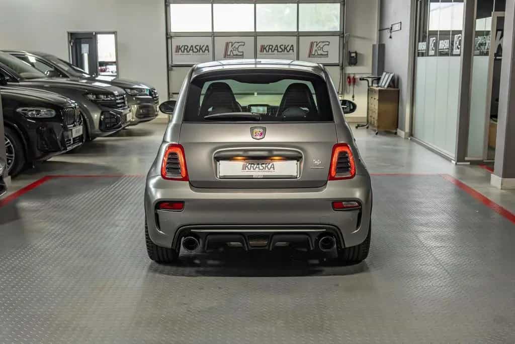 Abarth 595 esseesse 70 Years BEATS BREMBO AKRAPOVIC 07/2020-photo-9