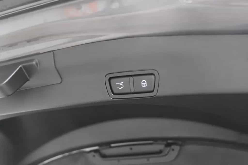 Alfa Romeo Stelvio Q4 MatLED Navi Leder Kam HarmKardon ACC 05/2024-photo-12