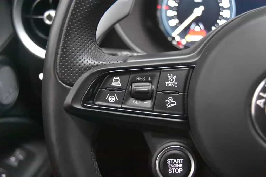 Alfa Romeo Stelvio Q4 MatLED Navi Leder Kam HarmKardon ACC 05/2024-photo-25