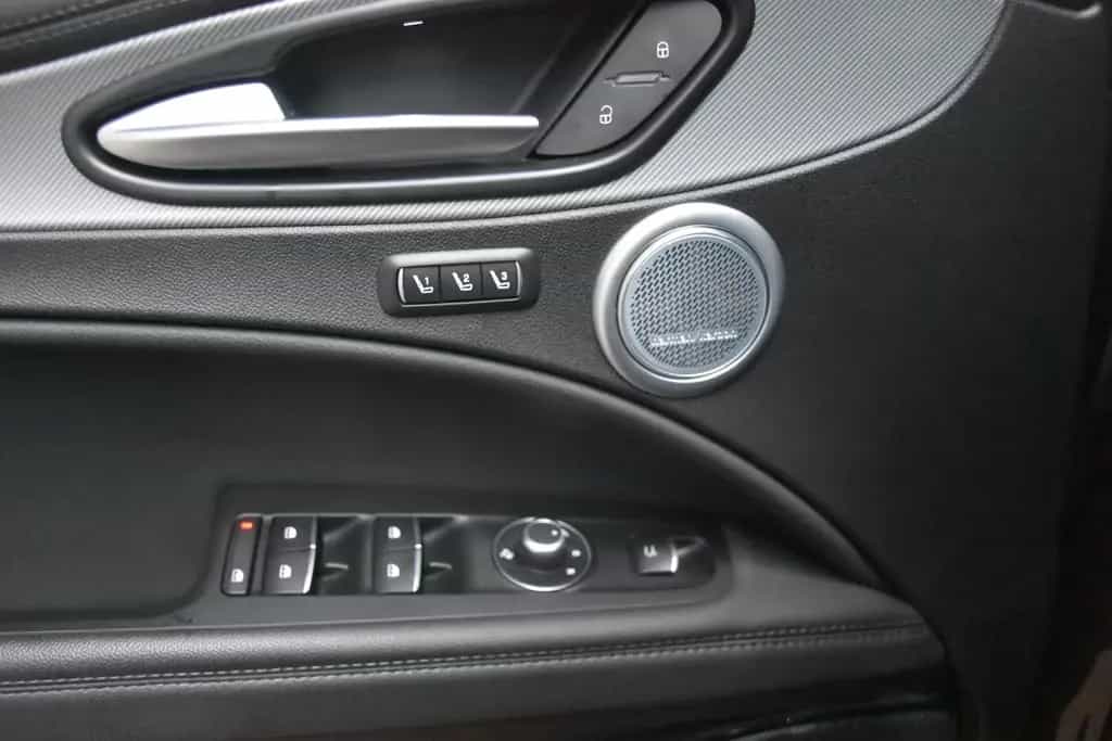 Alfa Romeo Stelvio Q4 MatLED Navi Leder Kam HarmKardon ACC 05/2024-photo-27