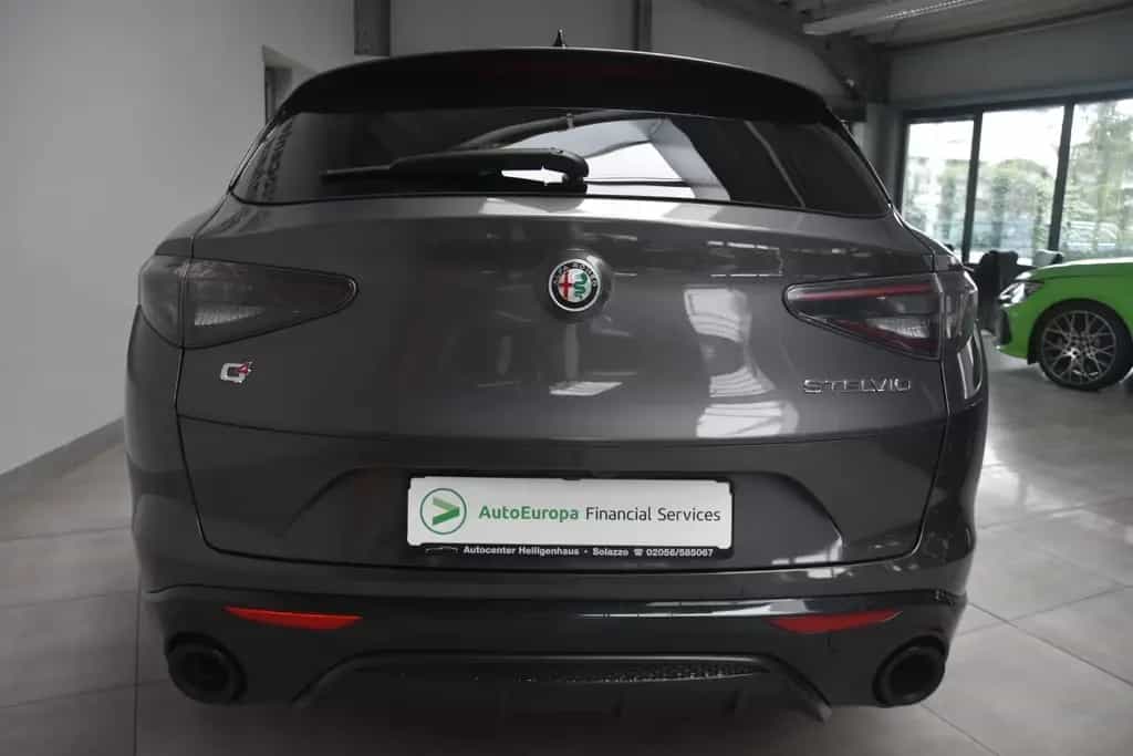 Alfa Romeo Stelvio Q4 MatLED Navi Leder Kam HarmKardon ACC 05/2024-photo-4