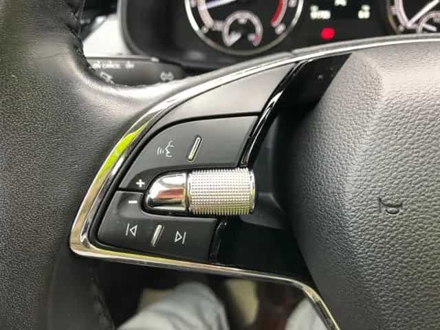 Skoda Kamiq Clever AHZV SmartLink SHZ 04/2022-photo-9