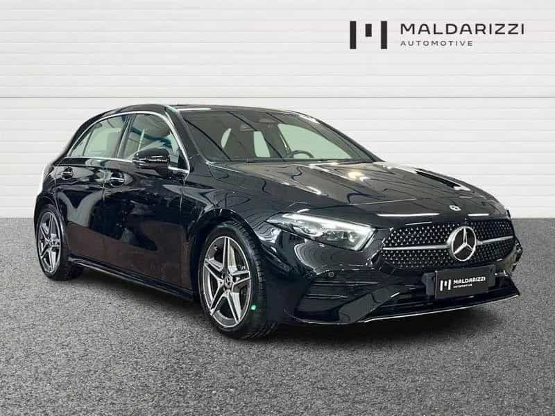 Other Other Mercedes-Benz Classe A - W177 2023 A 180 d AMG L 03/2023-photo-0