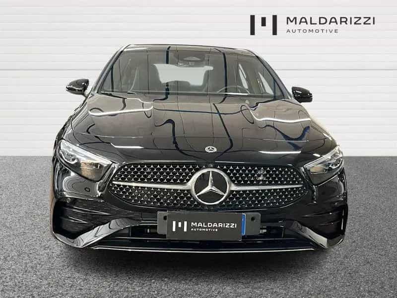Other Other Mercedes-Benz Classe A - W177 2023 A 180 d AMG L 03/2023-photo-1
