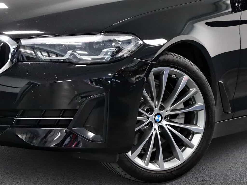 BMW 5 Series 520d Stop & GO 3 Zonen Klimaautomatik 12/2022-photo-3