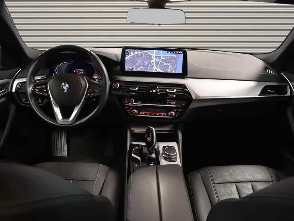 BMW 5 Series 520d Stop & GO 3 Zonen Klimaautomatik 12/2022-photo-9