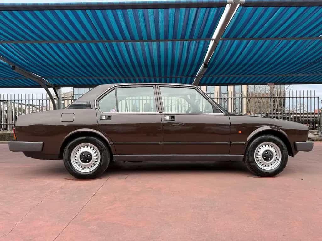 Alfa Romeo Alfetta 1.8 07/1982-photo-8