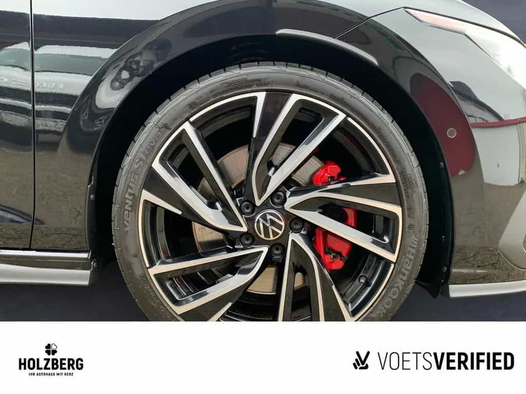 Volkswagen Golf 2.0 TSI GTI DSG AHK+MATRIX+19" 08/2021-photo-5