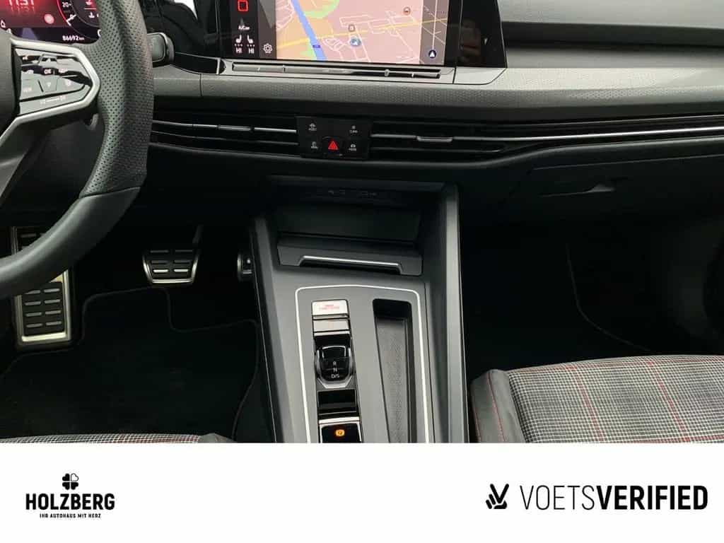 Volkswagen Golf 2.0 TSI GTI DSG AHK+MATRIX+19" 08/2021-photo-9