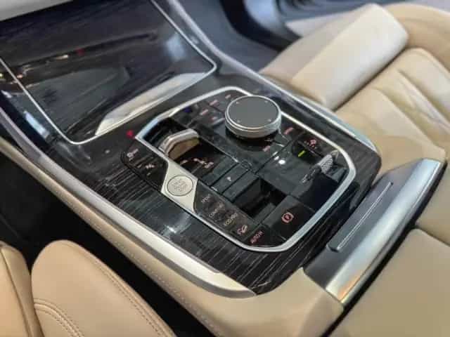 BMW X7 M60 i xDrive M Sport Pano+H&K+AppleCarPlay 12/2023-photo-11