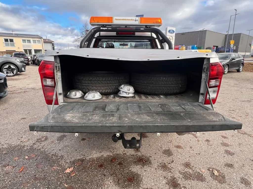 Isuzu D-Max Space Cab 4WD AHK WKR Kamera Bluetoo 11/2019-photo-17