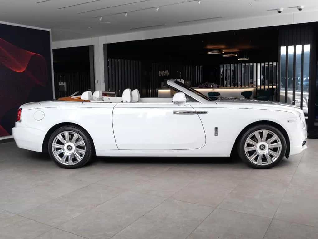 Rolls-Royce Dawn 01/2018-photo-1