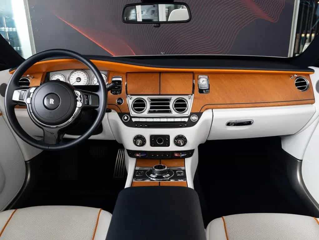 Rolls-Royce Dawn 01/2018-photo-11