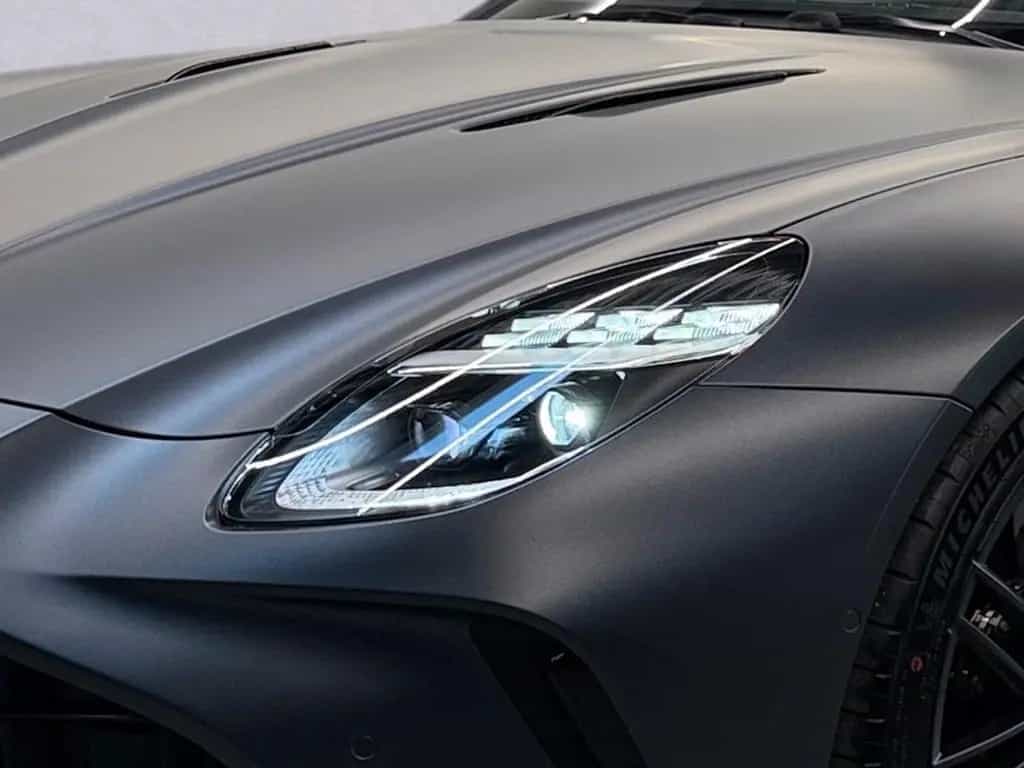 Aston Martin V8 Vantage NEW Vantage S Roadster | Satin Xenon Grey | CCB null-photo-4
