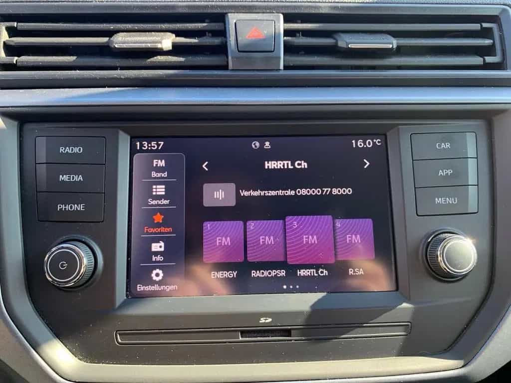 Seat Arona STYLE 1.0 TSI KAMERA+BEATS+DAB 05/2021-photo-16