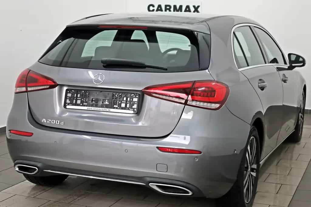 Mercedes-Benz A 200 d Navi,Kamera,SH,PDC,Park Paket,Leder 03/2021-photo-1