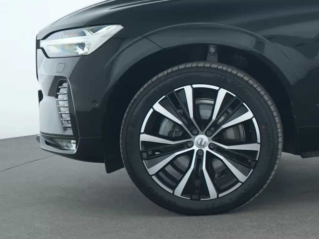 Volvo XC60 Ultimate Dark Adaptives Luftfahrwerk|Pano 11/2022-photo-13