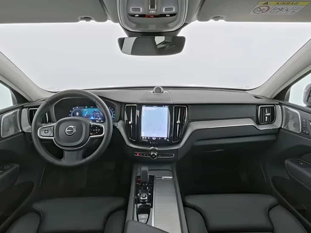 Volvo XC60 Ultimate Dark Adaptives Luftfahrwerk|Pano 11/2022-photo-15
