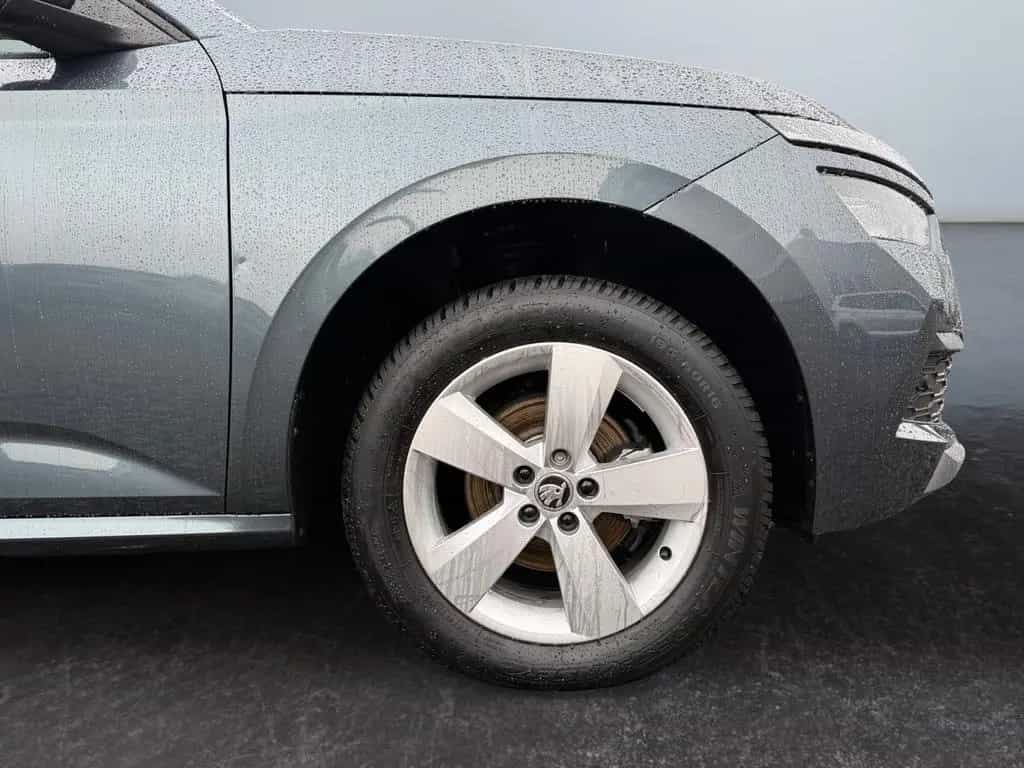 Skoda Kamiq 1.0 TSI Sitzheizung,Parksensoren,LaneAssis 12/2021-photo-14